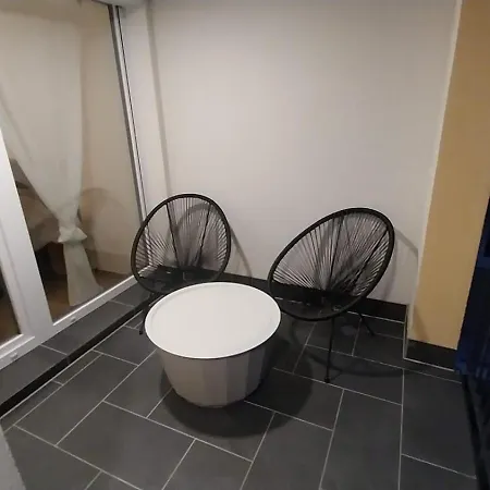 Harmony Terrace With Free Garage *