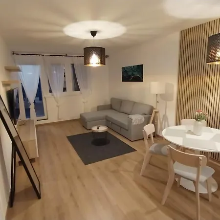 Harmony Terrace With Free Garage *