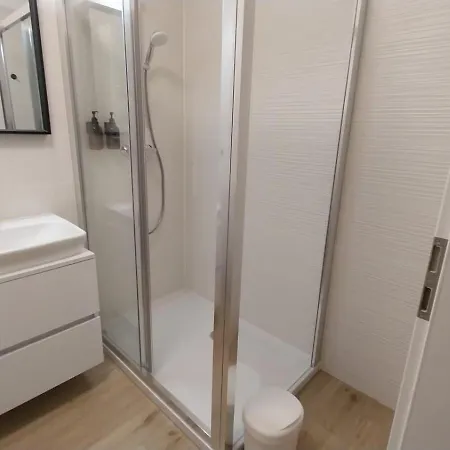 Harmony Terrace With Free Garage דירה
