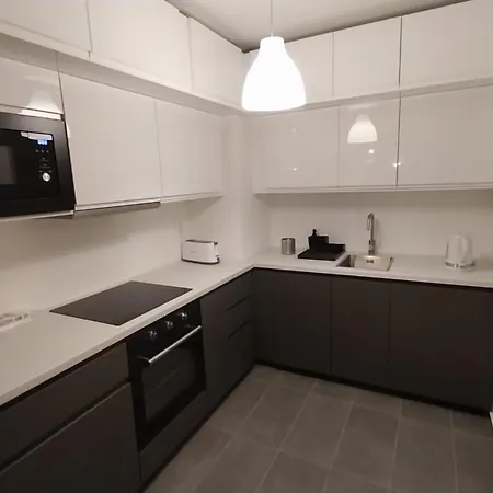 Harmony Terrace With Free Garage